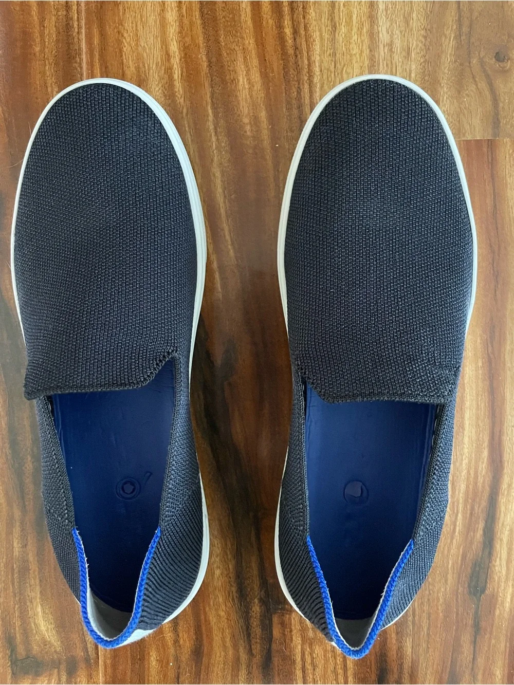 Rothy’s Slip On Sneaker Black size 8.5